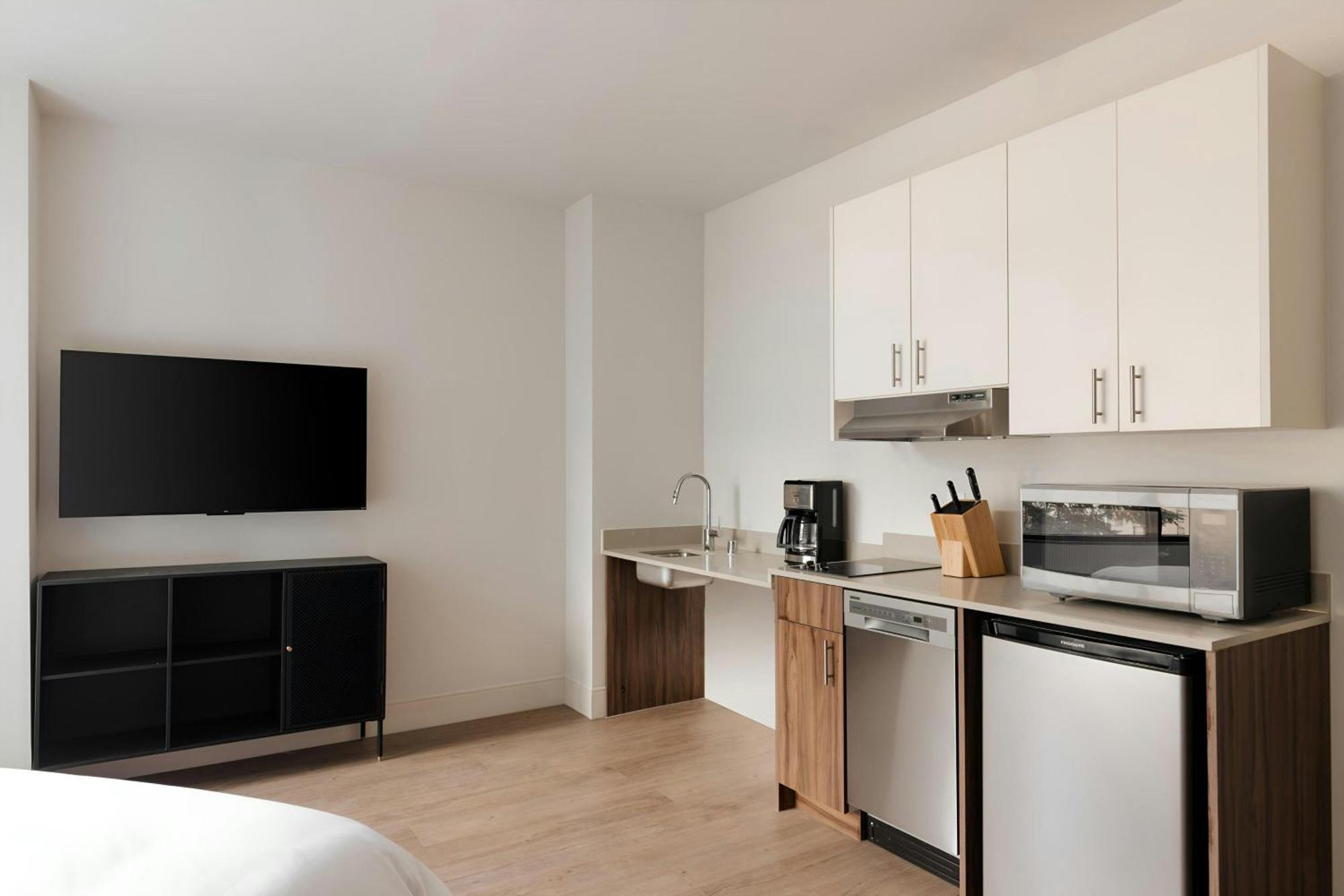 Sonder By Marriott Bonvoy Pivot Apartments Capitol Hill Сиэтл Экстерьер фото