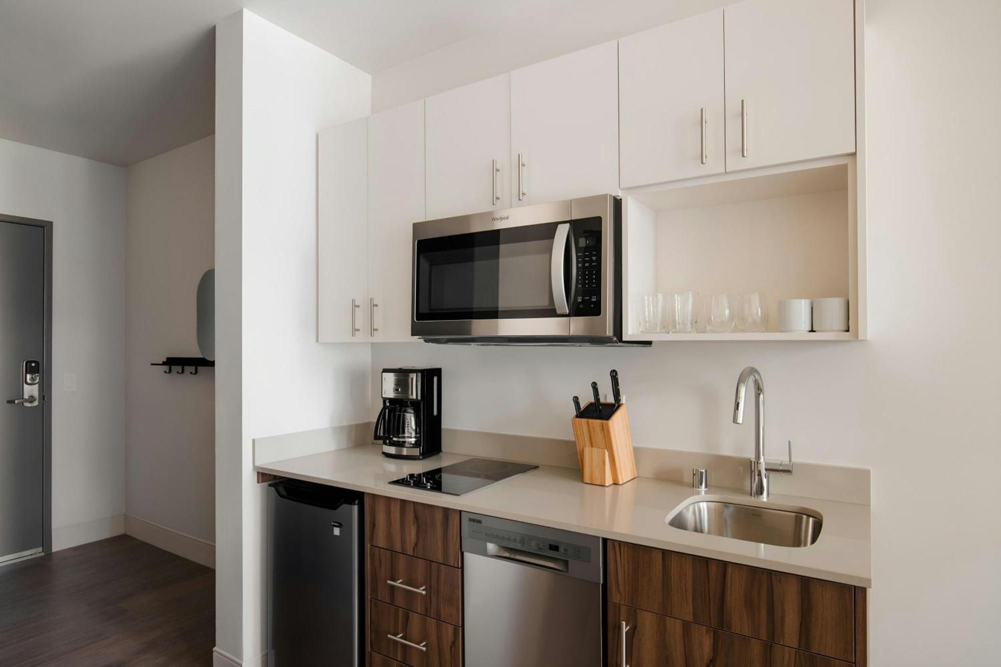 Sonder By Marriott Bonvoy Pivot Apartments Capitol Hill Сиэтл Экстерьер фото