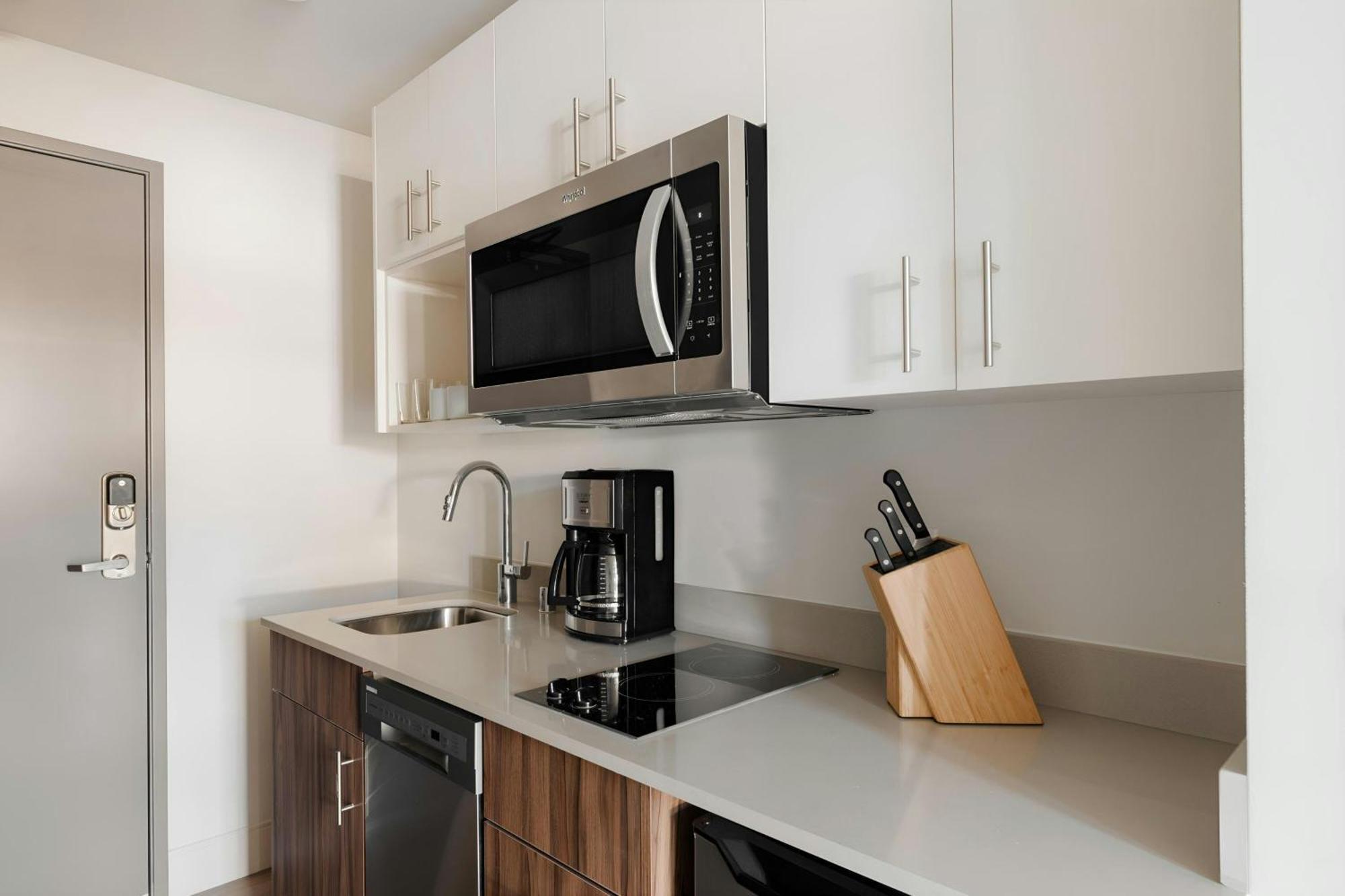 Sonder By Marriott Bonvoy Pivot Apartments Capitol Hill Сиэтл Экстерьер фото